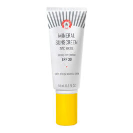 First Aid Beauty Mineral Sunscreen Zinc Oxide Broad Spectrum SPF 30