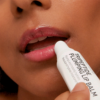 The Inkey List Tripeptide Plumping Pink Lip Balm - Imagen 2